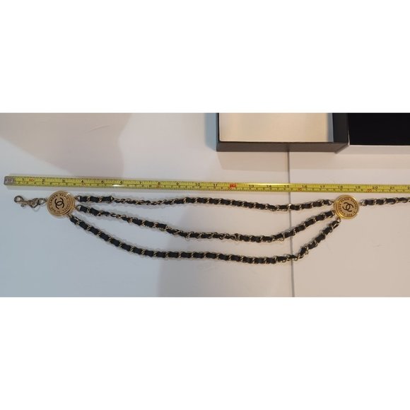 CHANEL VINTAGE Rue 31 Cambon Gold Chain Tri-Belt. Black Leather. - Picture 3 of 11
